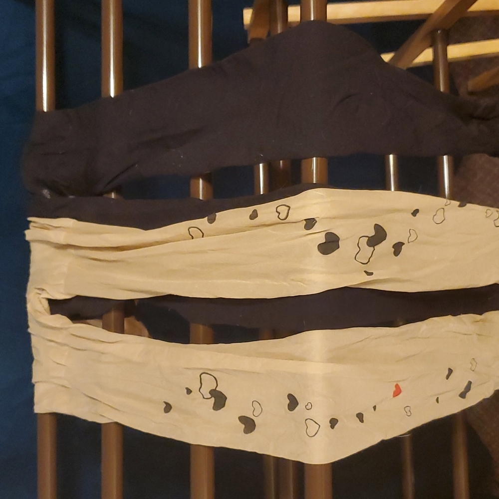 1 black 1 nude with hearts tights